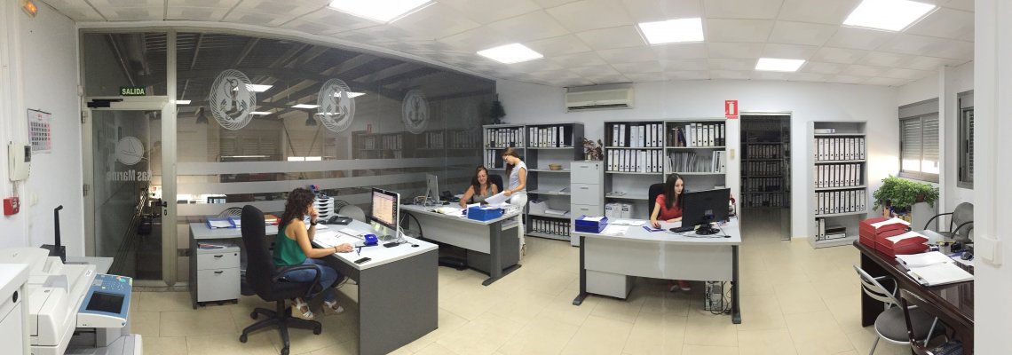  image Qualified staff